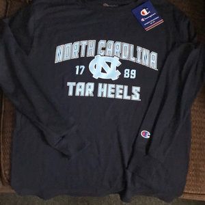 North Carolina Tar Heels tee